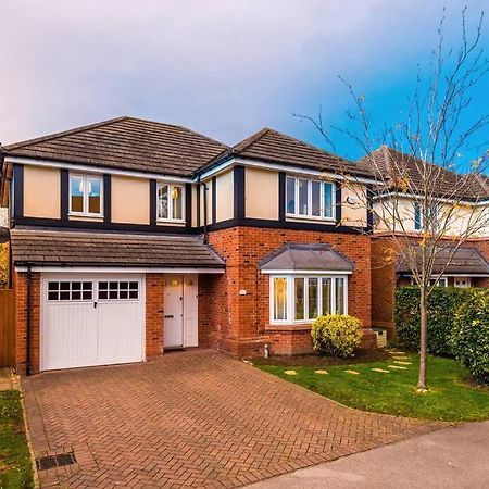 Saughall Luxurious Cosy 4Br Home Cheshire מראה חיצוני תמונה
