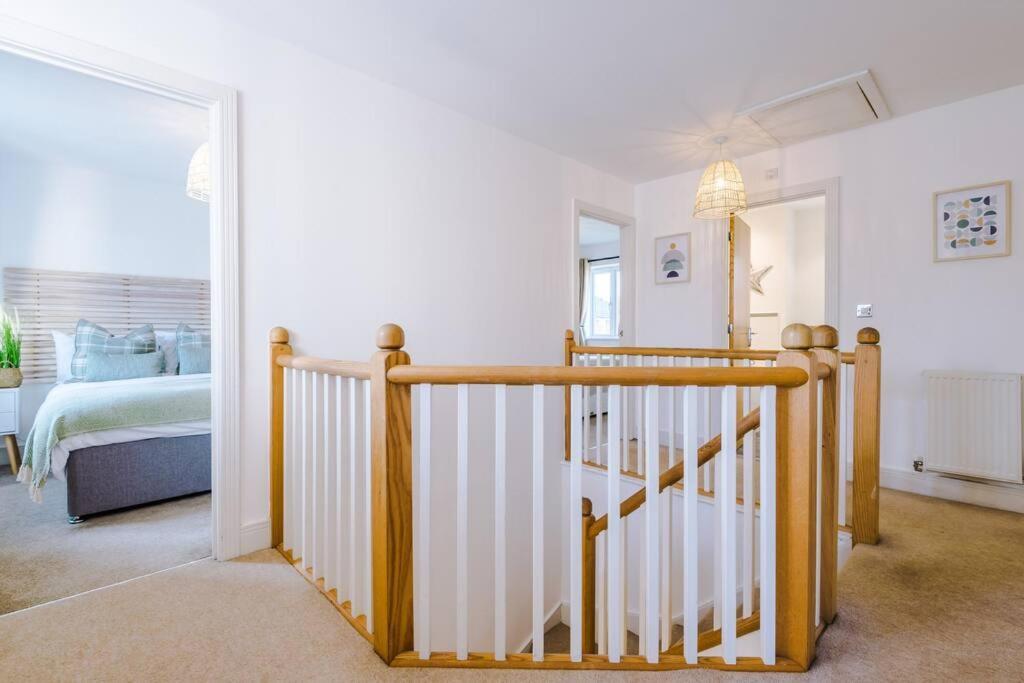 Saughall Luxurious Cosy 4Br Home Cheshire מראה חיצוני תמונה